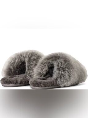 UGG Scufette Chalet Tipped Fur Slippers NEW Size 9